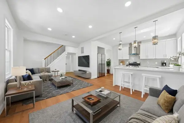 42 PASSAIC AVE, JC, Heights, NJ 07307