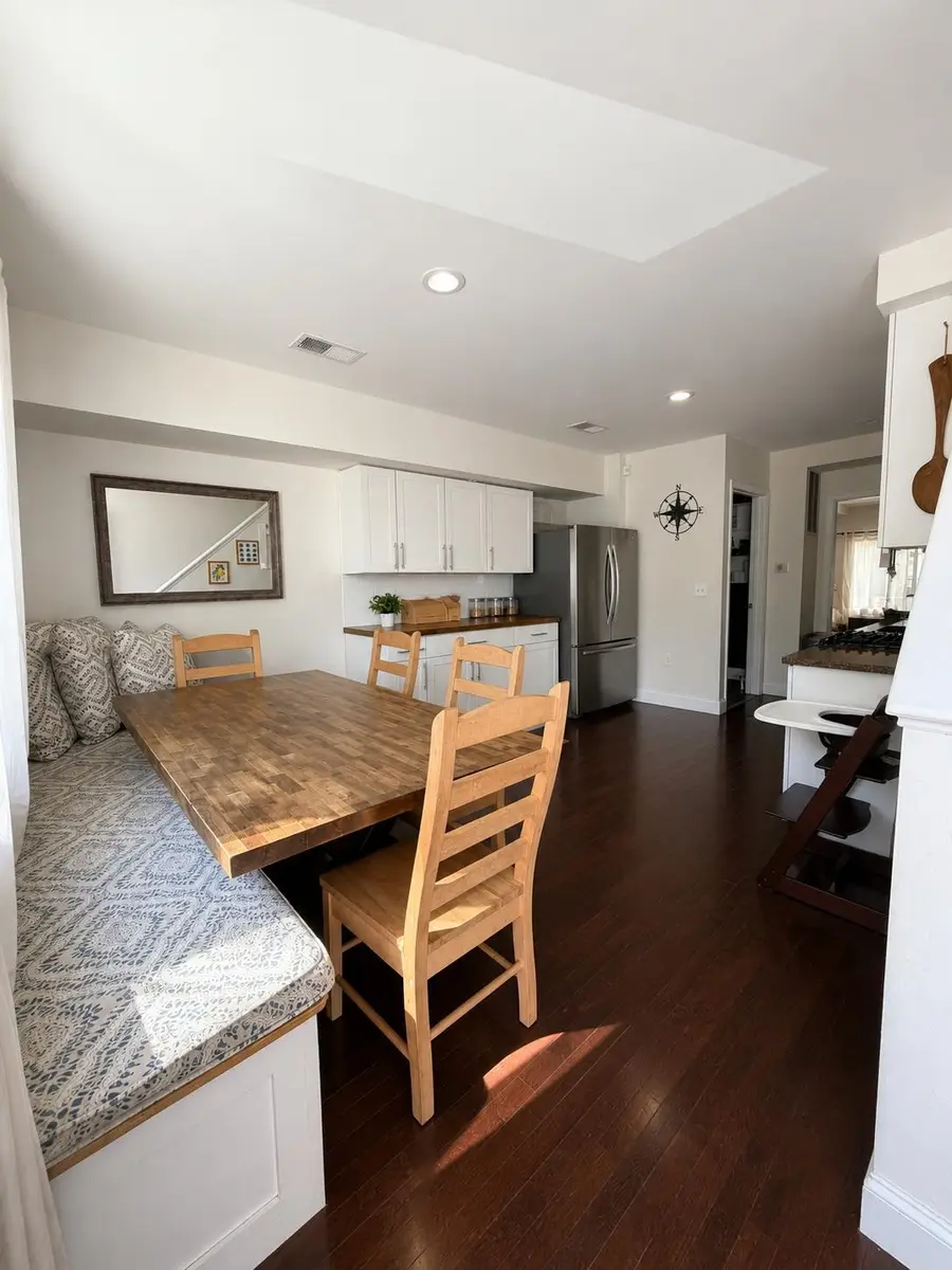 19 BEACH ST, Jersey City, NJ 07307 - #2
