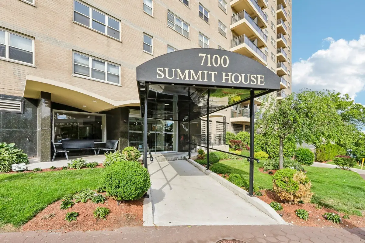 7100 BLVD EAST #2L, Guttenberg, NJ 07093 - #1