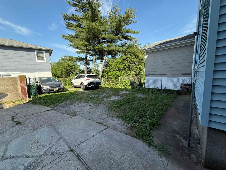 12 EAST BIDWELL AVE, Jersey City, NJ 07305 - #2