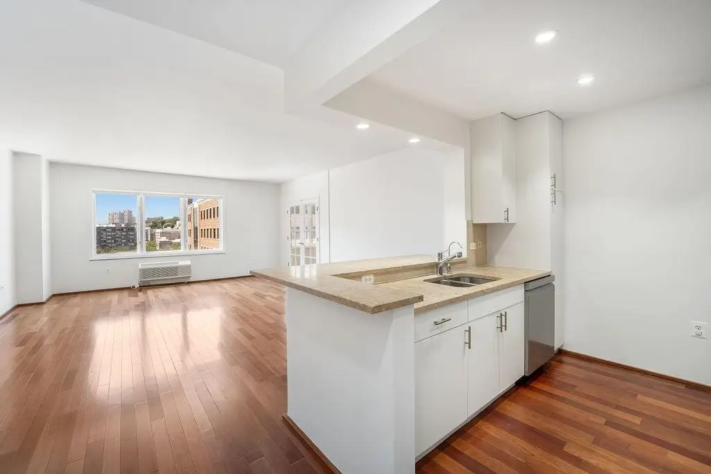 2305 CITY PL, Edgewater, NJ 07020 - #1