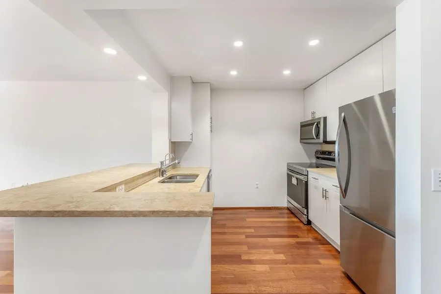 2305 CITY PL, Edgewater, NJ 07020 - #2