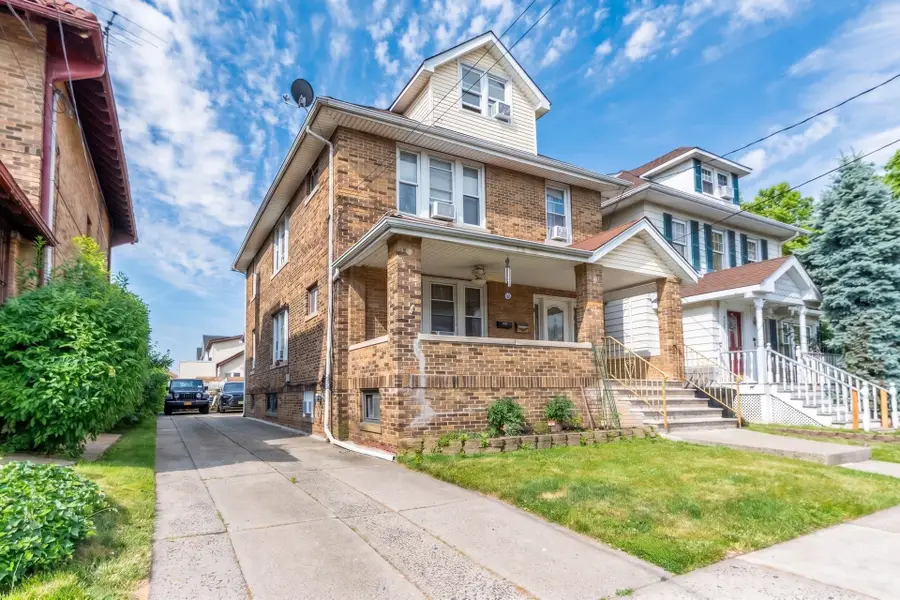 911 79TH ST, North Bergen, NJ 07047 - #2