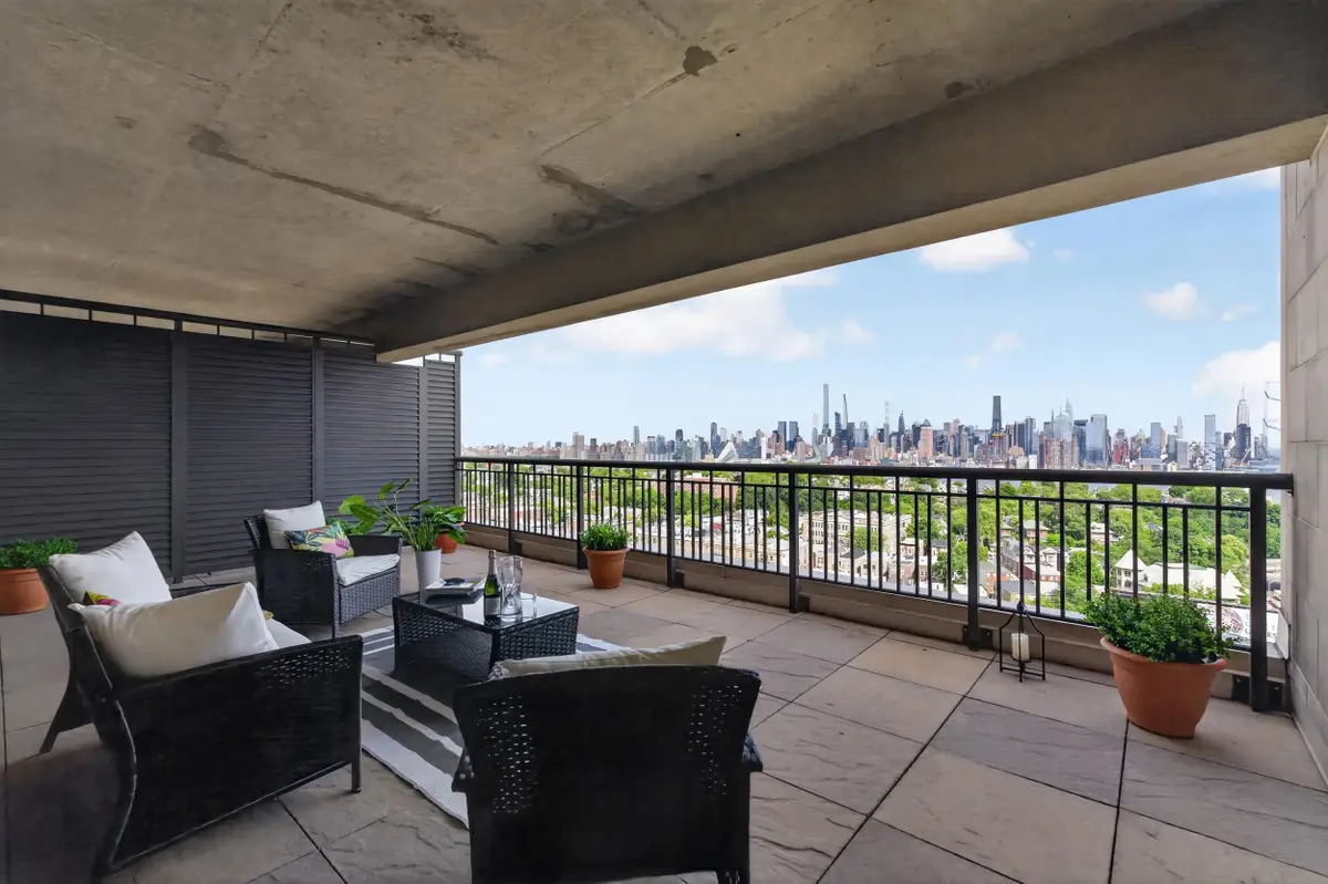 3312 HUDSON AVE #PH2, Union City, NJ 07087 - #1