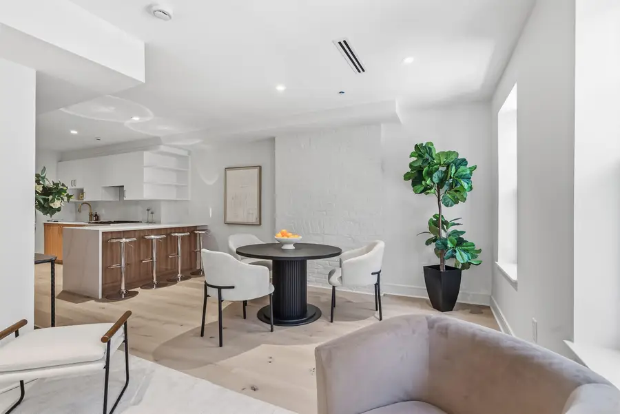 225 MONTGOMERY ST #2, Jersey City, NJ 07302 - #2