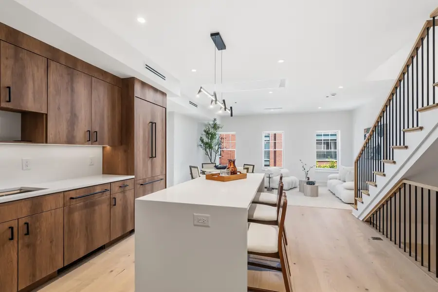 225 MONTGOMERY ST #3, Jersey City, NJ 07302 - #2