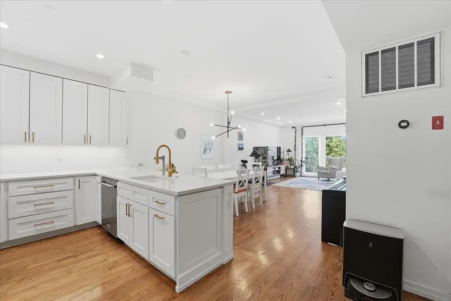 219 GRAND ST #4A, Hoboken, NJ 07030 - #3