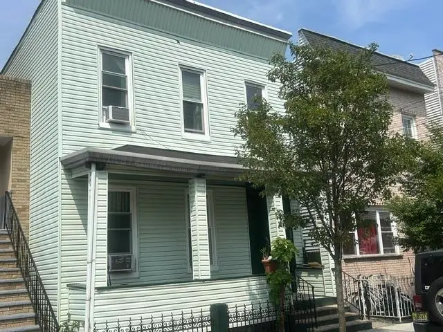 522 42ND ST, Union City, NJ 07087 - #1