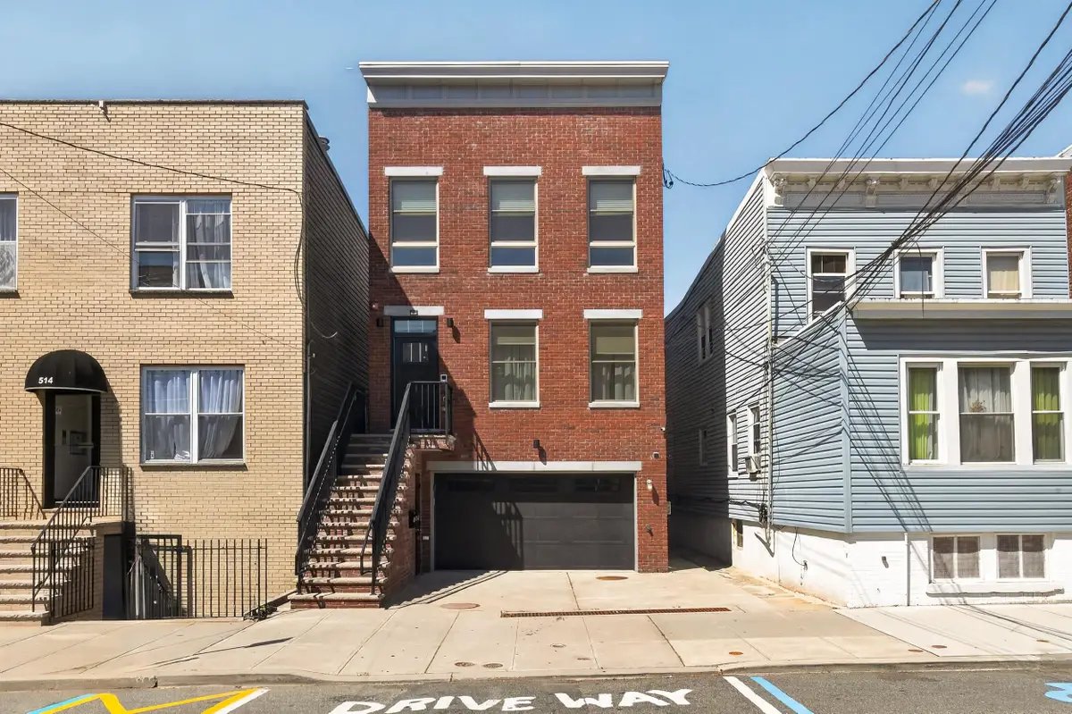 512 4TH ST #3, Union City, NJ 07087 - #1
