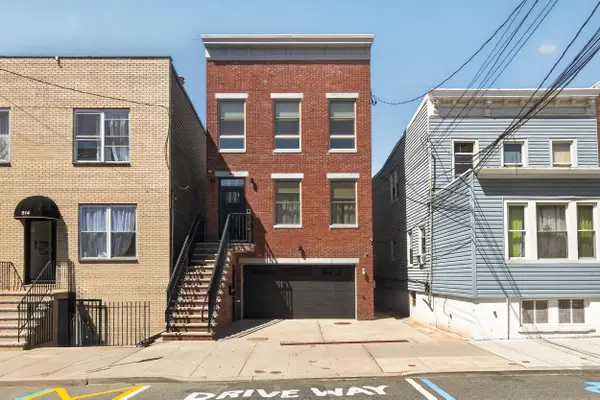 512 4TH ST #3, Union City, NJ 07087