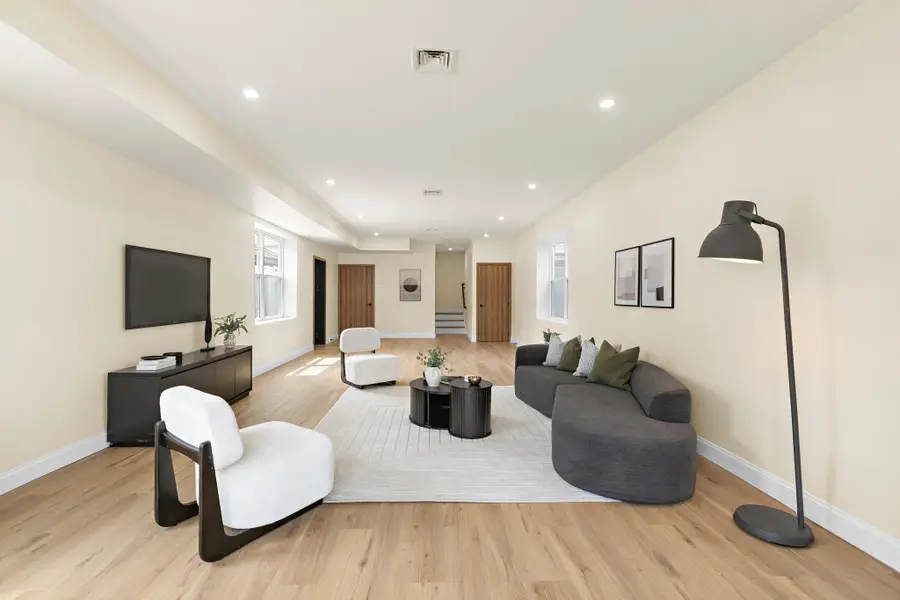 79 EAST 23RD ST, Bayonne, NJ 07002 - #3