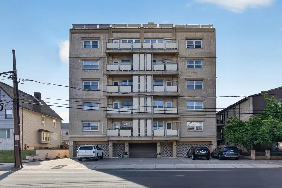 795 AVENUE C #202, Bayonne, NJ 07002 - #2