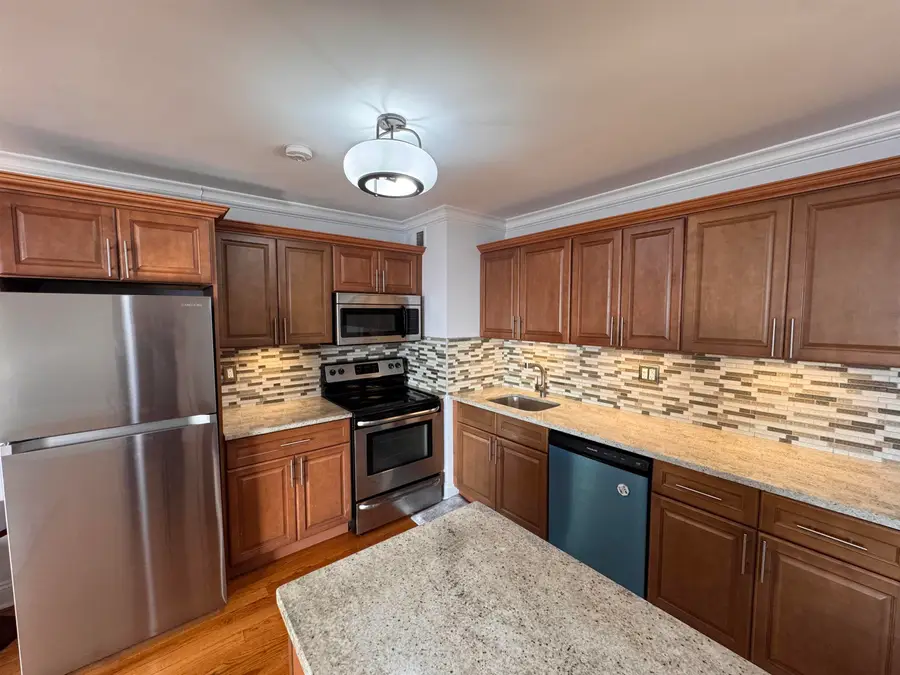 100 MANHATTAN AVE #1211, Union City, NJ 07087 - #2
