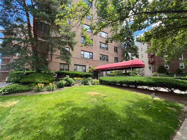 8800 BLVD EAST #7K, North Bergen, NJ 07047