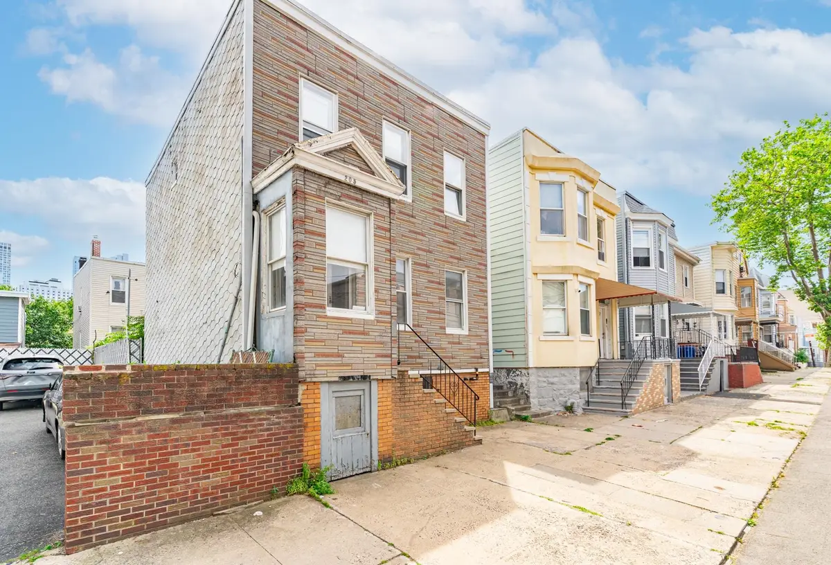 205 BEACON AVE, Jersey City, NJ 07306-3501 - #1