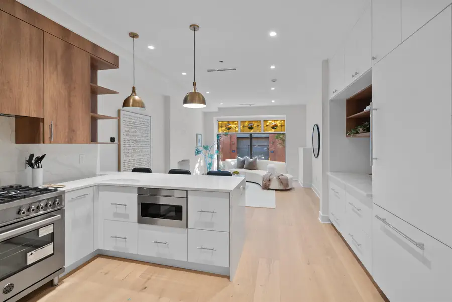 225 MONTGOMERY ST #1, Jersey City, NJ 07302 - #3