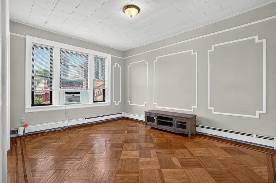 247 MONTGOMERY ST #7, Jersey City, NJ 07302 - #3