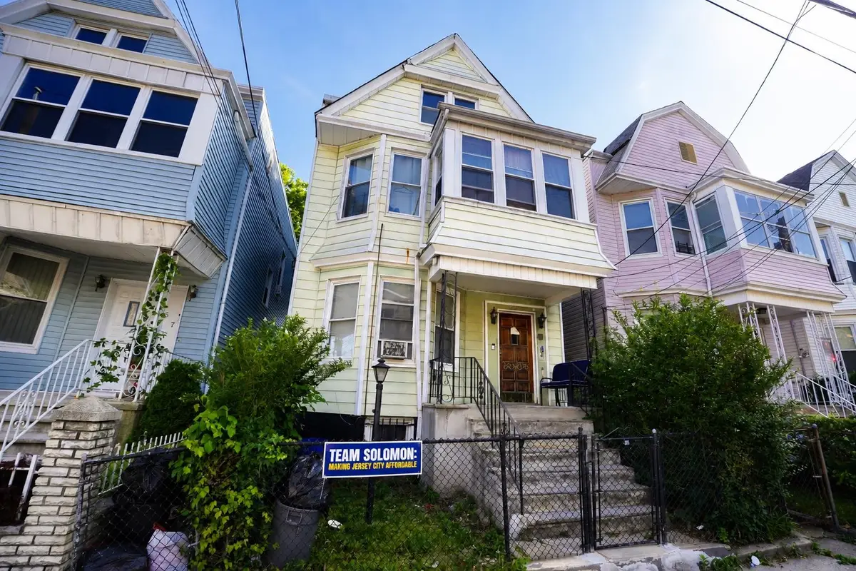159 WILKINSON AVE, Jersey City, NJ 07305 - #1