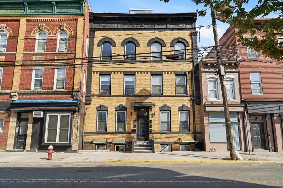 684 SUMMIT AVE #A1, Jersey City, NJ 07306 - #2