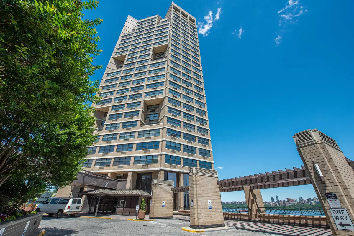 7004 BLVD EAST #39F, Guttenberg, NJ 07093 - #1