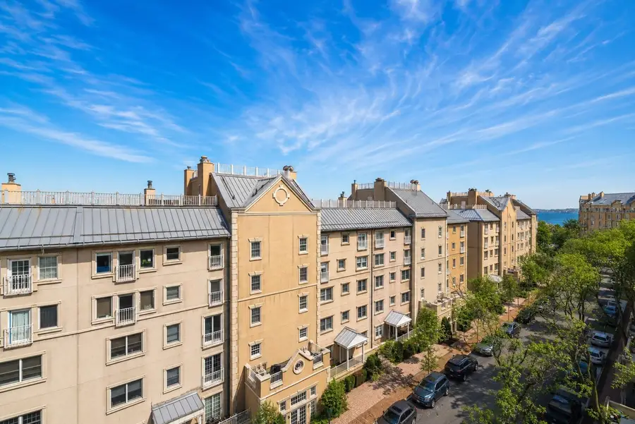 206 SHEARWATER CT WEST #60, Jersey City, NJ 07305 - #3