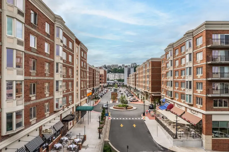 6408 CITY PL, Edgewater, NJ 07020 - #2