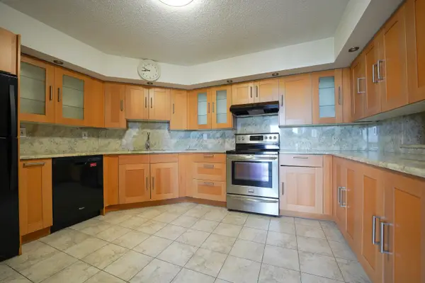 1021 HARMON COVE TOWER #1021, Secaucus, NJ 07094