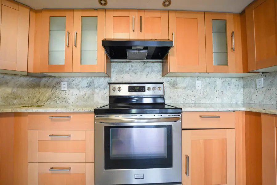 1021 HARMON COVE TOWER #1021, Secaucus, NJ 07094 - #2