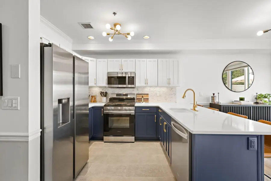 725 JEFFERSON ST #2, Hoboken, NJ 07030 - #3