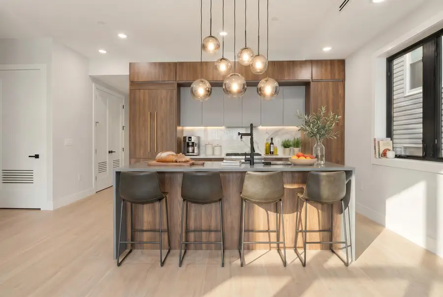 373 NEW YORK AVE #2, Jersey City, NJ 07307 - #3