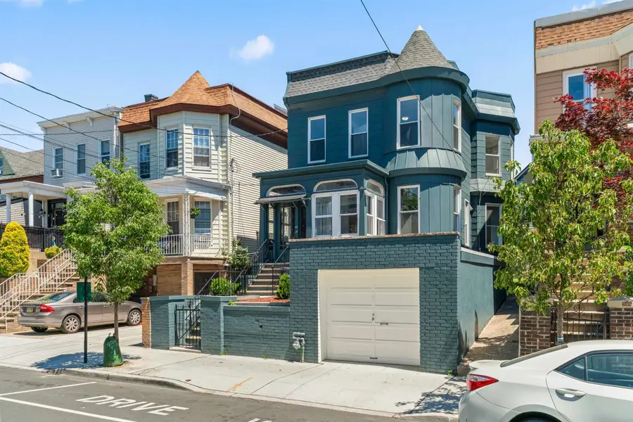 616 16TH ST, Union City, NJ 07087 - #2