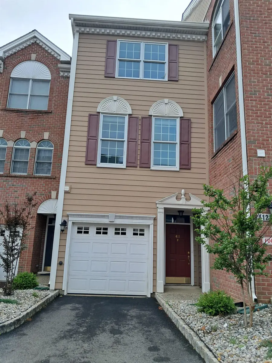 411 NEWBURGH CT #411, West New York, NJ 07093 - #2
