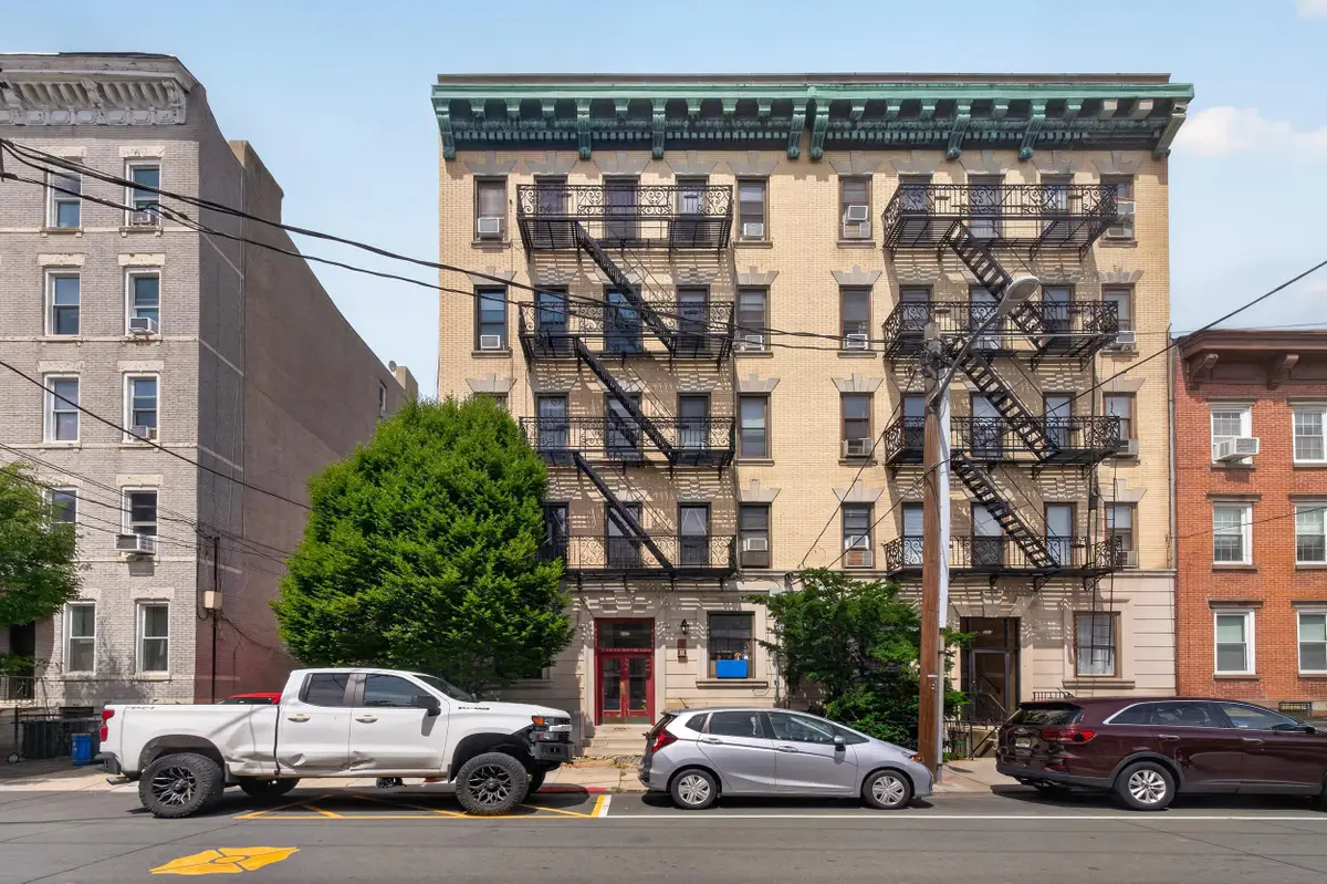 622 PARK AVE #2C, Hoboken, NJ 07030 - #1