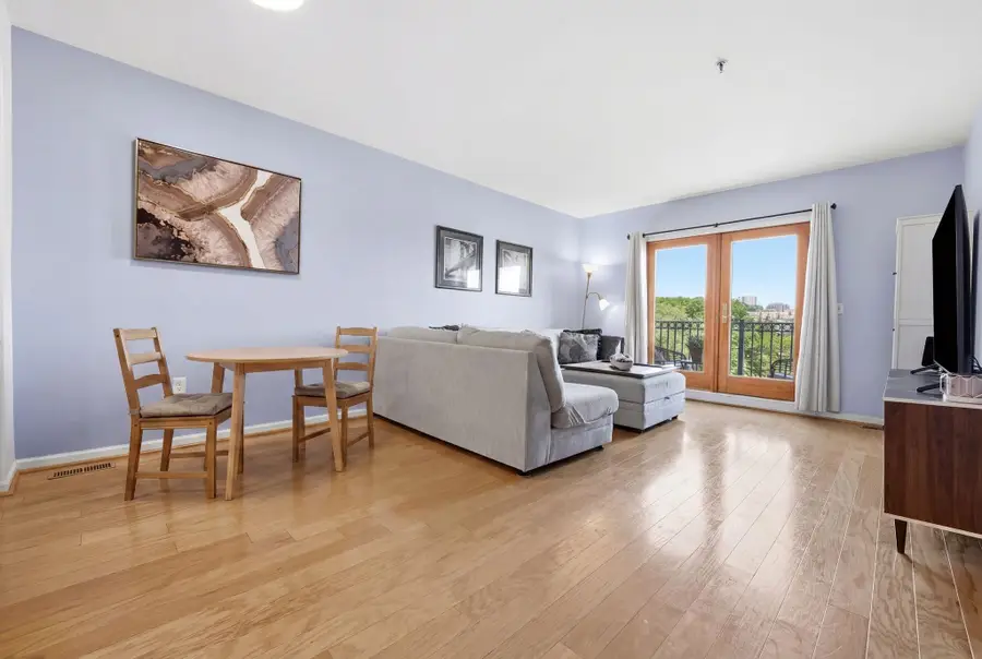 242 THE PROMENADE #242, Edgewater, NJ 07020-0000 - #2