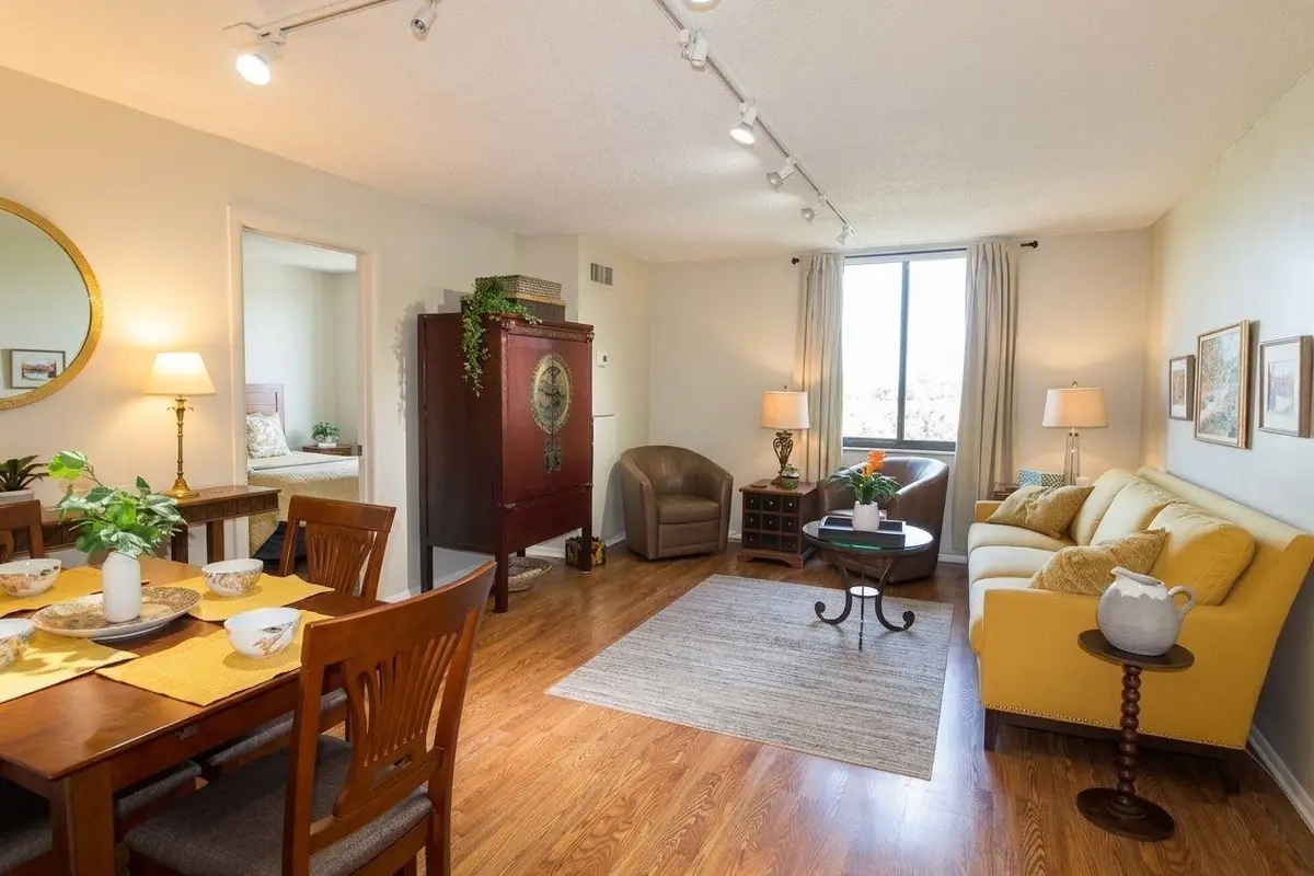 1033 HARMON COVE TOWER, Secaucus, NJ 07094 - #1