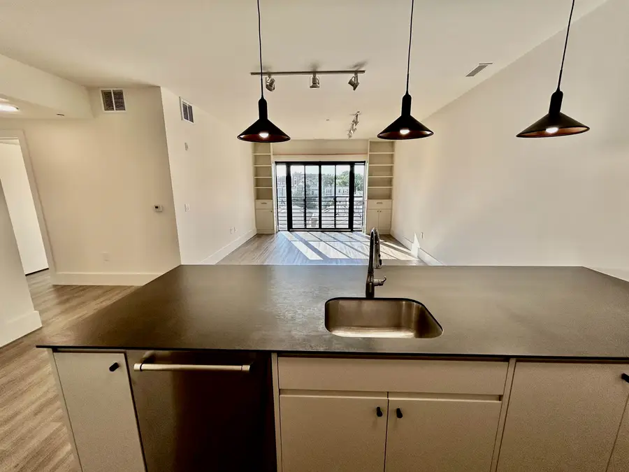 391 PALISADE AVE #402, Jersey City, NJ 07307 - #3
