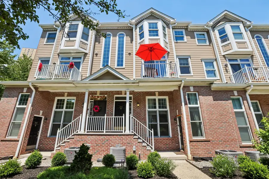 282 ROSLYN CT #282, West New York, NJ 07093 - #2