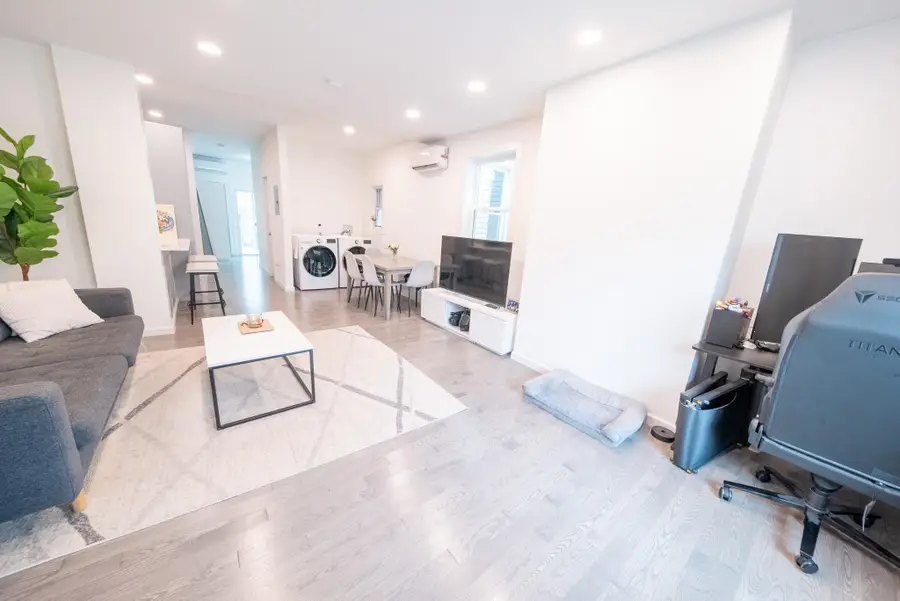 136 NORTH ST, Jersey City, NJ 07306 - #3