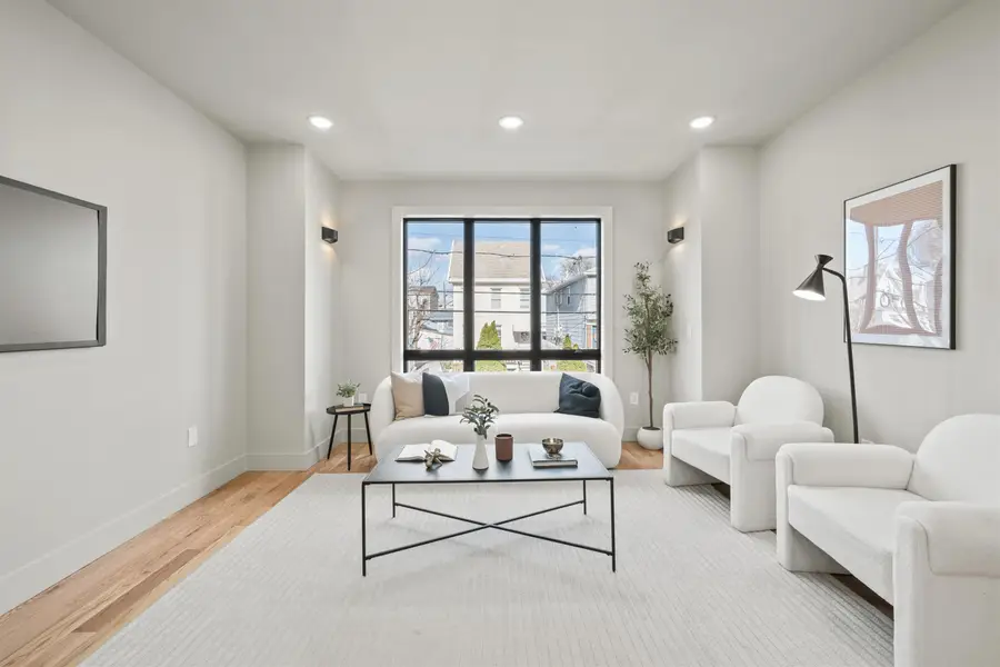279 PEARSALL AVE #1, Jersey City, NJ 07305 - #2
