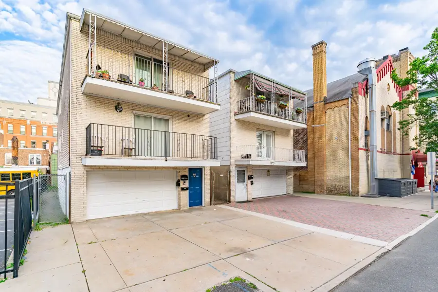 6206 MONROE PL, West New York, NJ 07093 - #3
