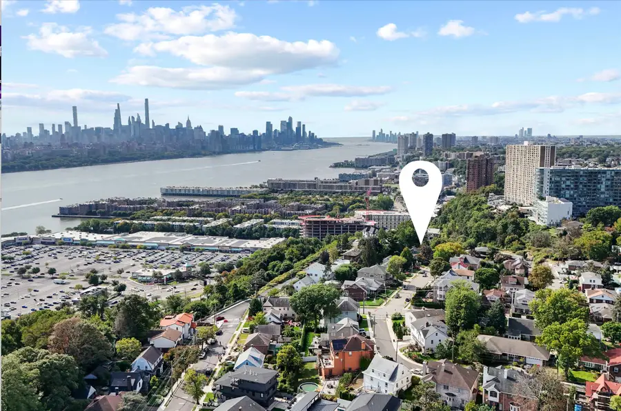 23 OVERLOOK AVE, Cliffside Park, NJ 07010 - #2