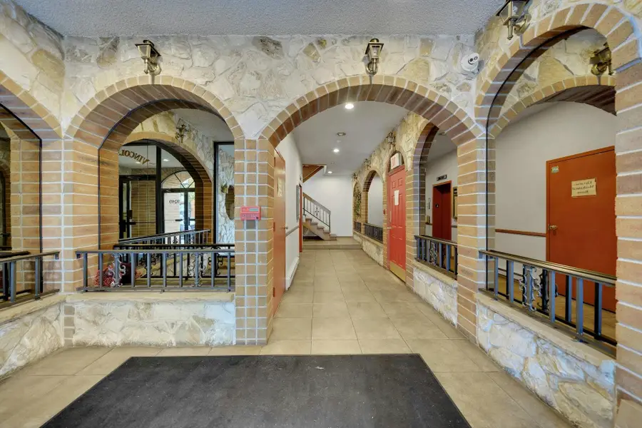 9249 JOHN F KENNEDY BLVD #420, North Bergen, NJ 07047 - #3