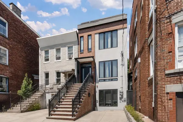 13 BRITTON ST #1, JC, Journal Square, NJ 07306