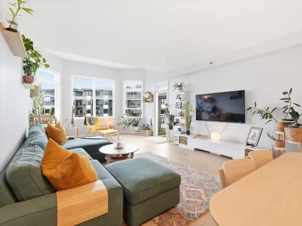 4 CONSTELLATION PL #407, JC, Greenville, NJ 07305
