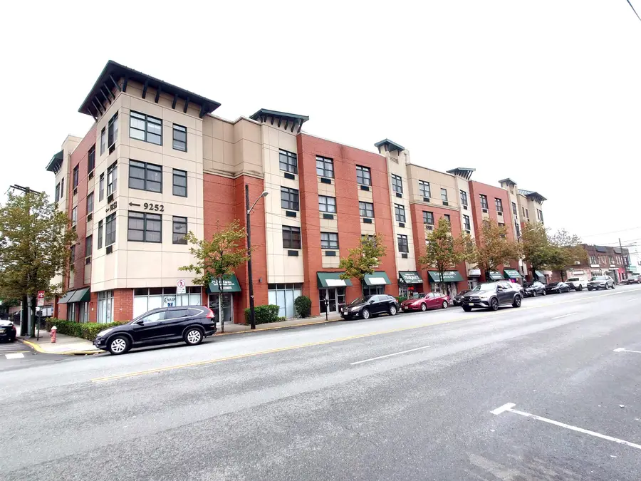 9252 KENNEDY BLVD #405, North Bergen, NJ 07047 - #2