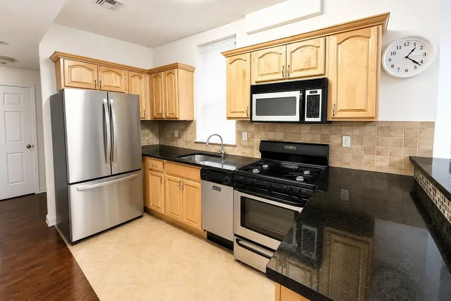 395 2ND ST #3R, Jersey City, NJ 07302 - #2