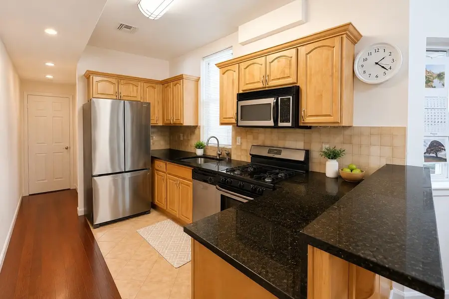 395 2ND ST #3R, Jersey City, NJ 07302 - #3