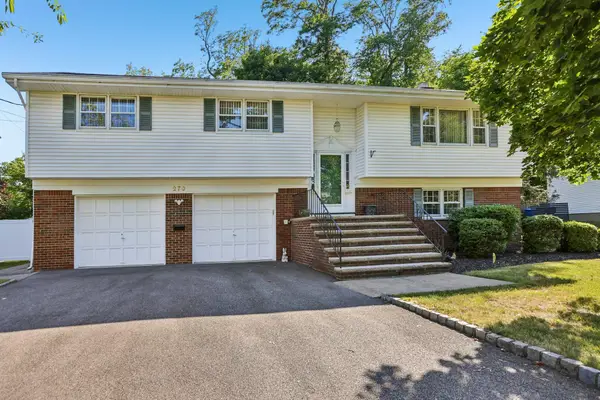 270 MIDWOOD RD, Paramus, NJ 07652