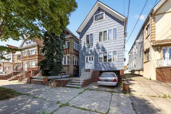 37 EAST 31ST ST, Bayonne, NJ 07002