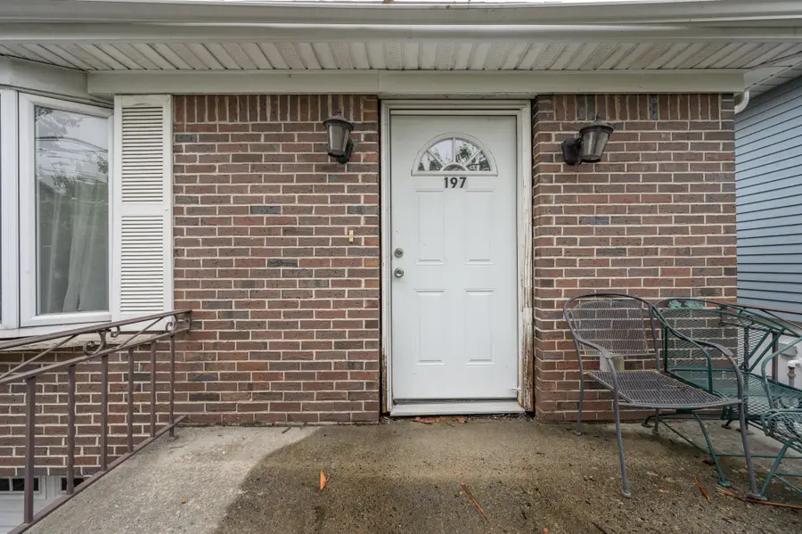 197 26TH ST, Bayonne, NJ 07002 - #2